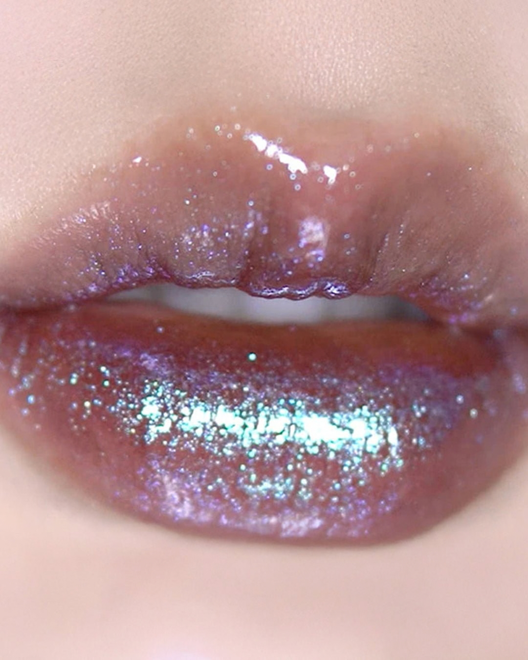 GIRLCULT Strange Tales Lip Gloss - J76 Cave Silken Web