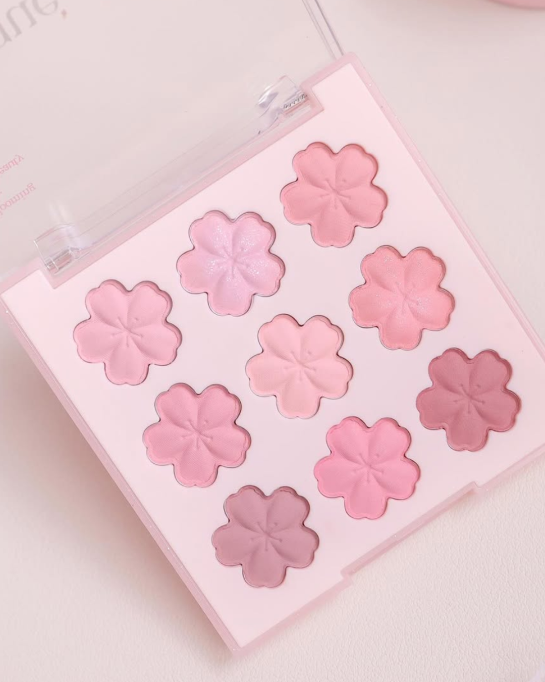 DASIQUE Shadow Palette Sweet Blossom Collection - 37 Sweet Blossom